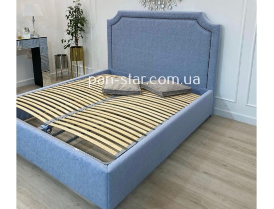Мягкая двуспальная кровать Дения
