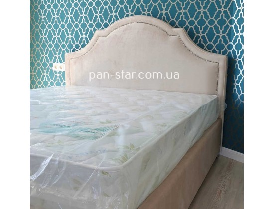 Мягкая двуспальная кровать Аруба