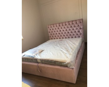 Мягкая двуспальная кровать Кабве