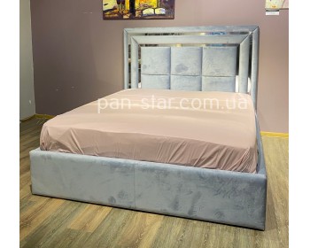 Мягкая двуспальная кровать  Ванкувер